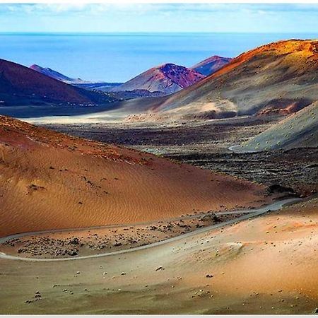 Апартаменты Crismela Яйса Экстерьер фото